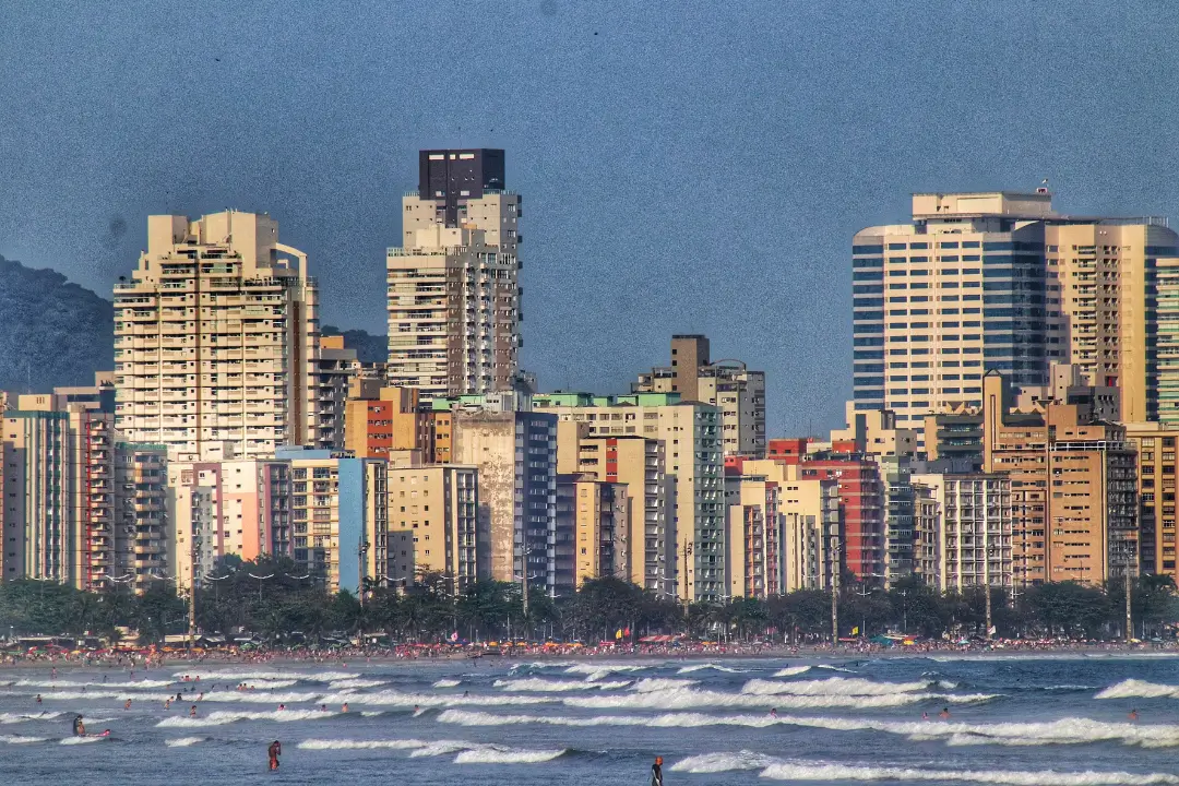 Santos completa 480 anos com foco em planejamento econômico