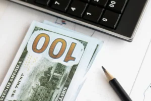 Brasil tinha tarifas médias de cerca de 26,3% sobre seus bens, passando para 12,8% com a nova cobrança global | Foto: Reprodução/Canva