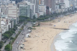 Valorização imobiliária no Leblon reflete alta dos preços e dificuldade de acesso à moradia nas áreas mais disputadas do Rio de Janeiro | Foto: Reprodução/Canva