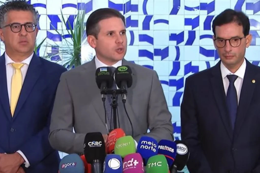 O deputado federal Leo Prates (PDT-BA) assume a relatoria da escala 6x1 na Câmara: parlamentar será o mediador entre as demandas sindicais e o setor produtivo em 2026 |Foto: Reprodução TV Câmara