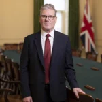 Keir Starmer renuncia ao cargo de Primeiro-ministro do Reino Unido; entenda o que muda para a economia do país