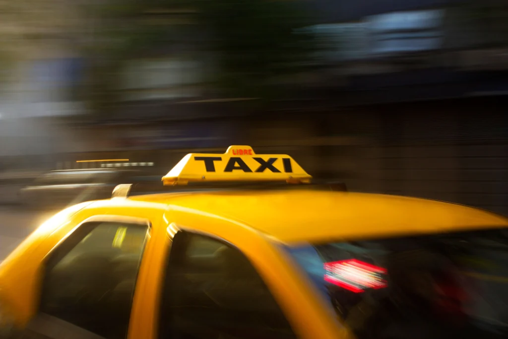 Move Brasil inicia adesão e libera financiamento para motoristas de taxi e aplicativo