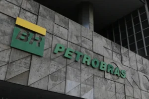 Diesel terá desconto de R$ 0,35: veja o novo valor da Petrobras