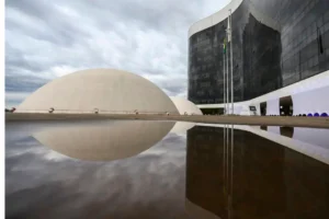 TSE divulga divisão de R$ 4,9 bilhões do Fundo Eleitoral para 2026; PL lidera repasses