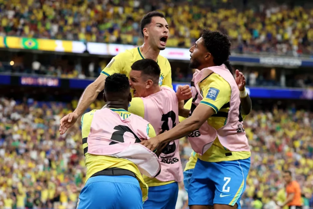 Brasil e Paraguai avançam na Copa: valor de mercado contrasta com campanhas de sucesso das seleções