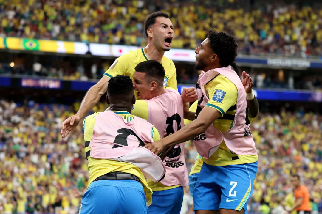 Brasil e Paraguai avançam na Copa: valor de mercado contrasta com campanhas de sucesso das seleções