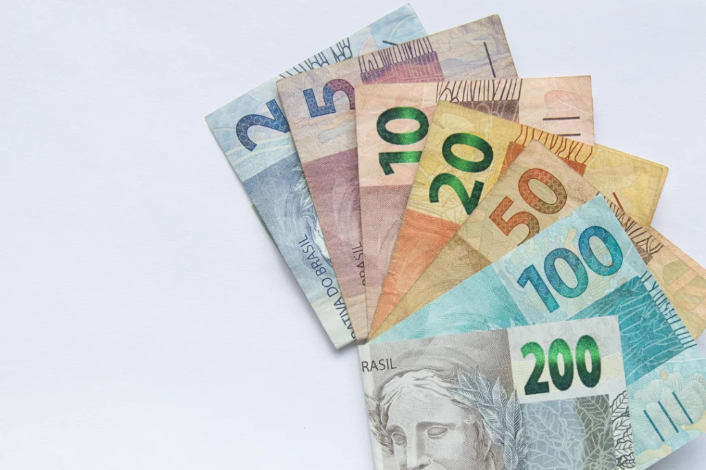Novo Desenrola já atrai 3,3 milhões de interessados em usar o FGTS para quitar dívidas
