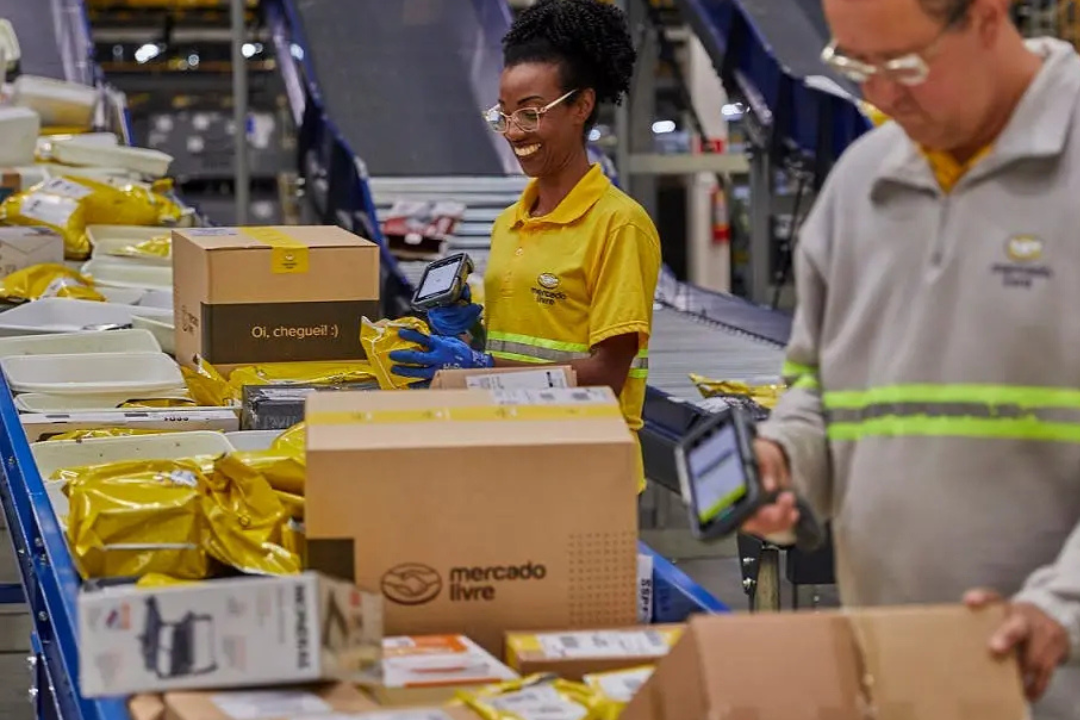 Mercado Livre abrirá 28 mil vagas em logística e ampliará CDs no Brasil