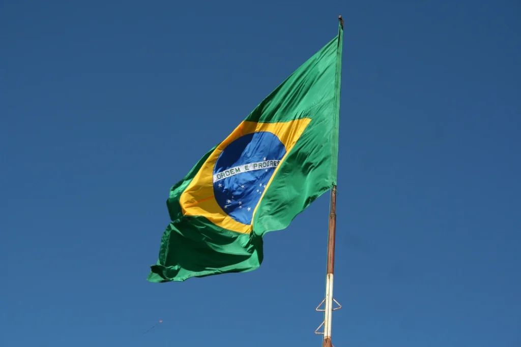 Brasil e EUA intensificam negociações sobre tarifas