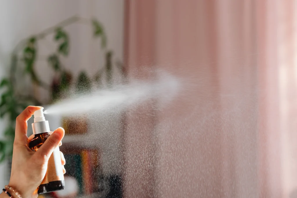 Começa a valer lei que autoriza uso de spray de pimenta para mulheres acima de 18 anos