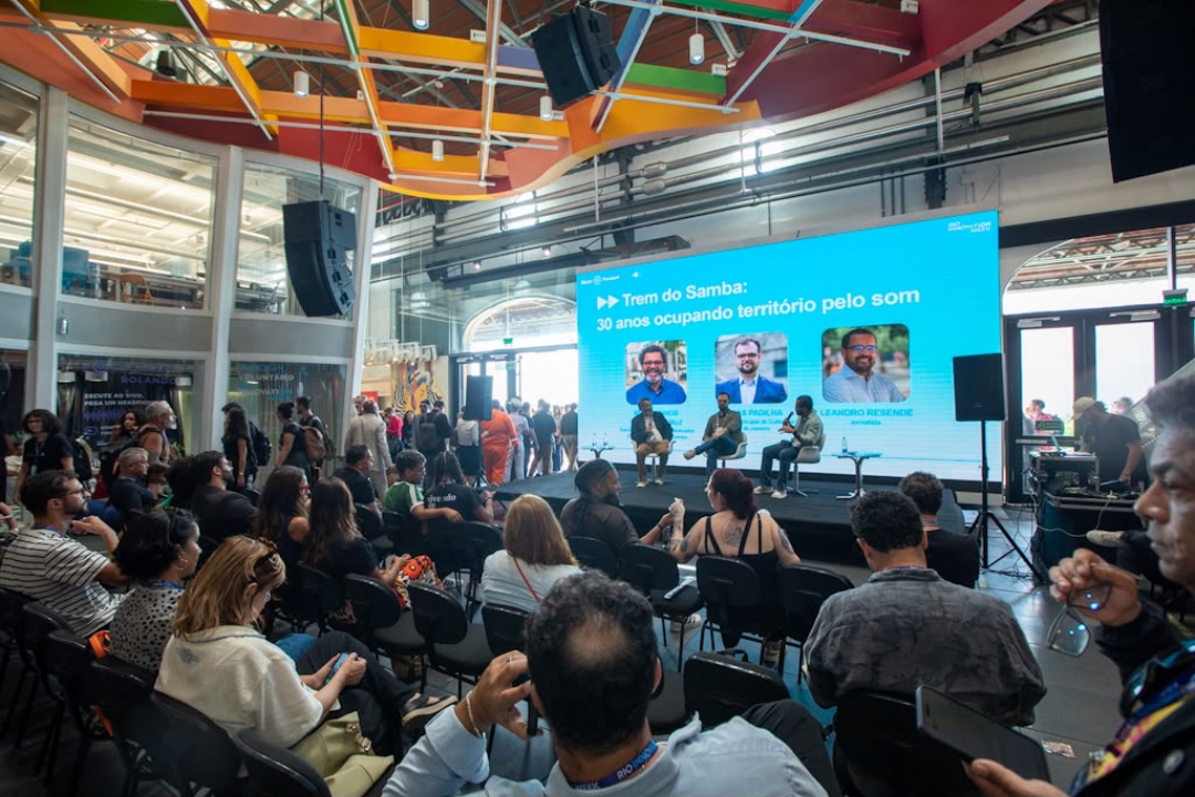 RIW abre com debate sobre cultura, economia criativa e os 30 anos do Trem do Samba