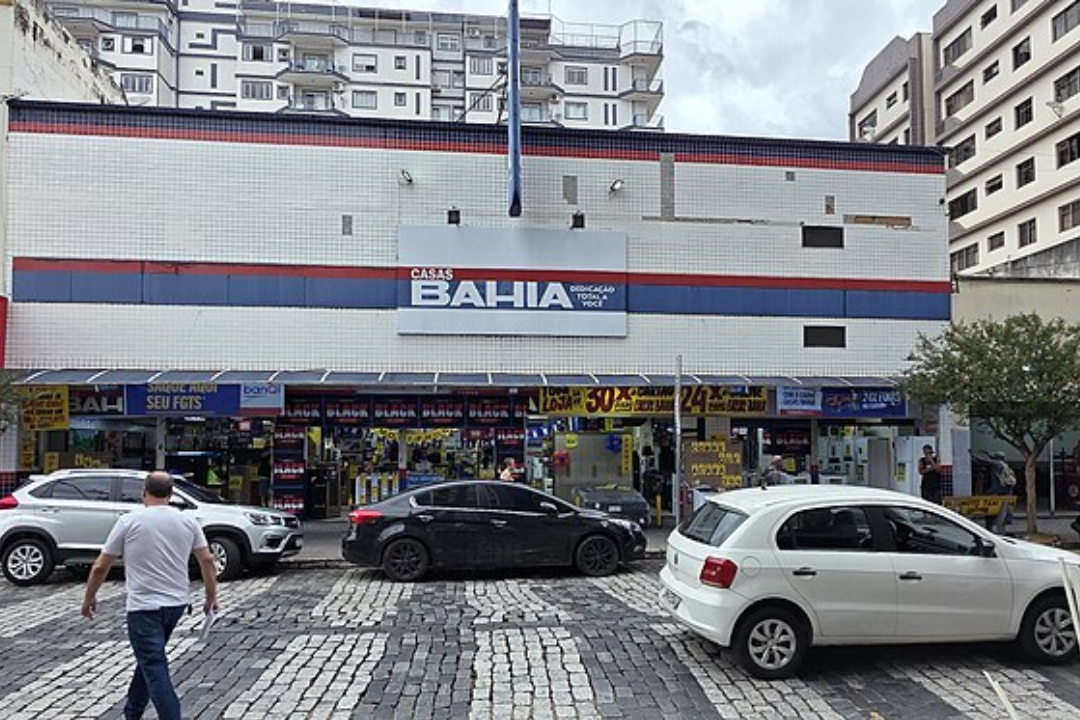 Casas Bahia pede recuperação por dívida de R$ 17,3 bi e troca administração
