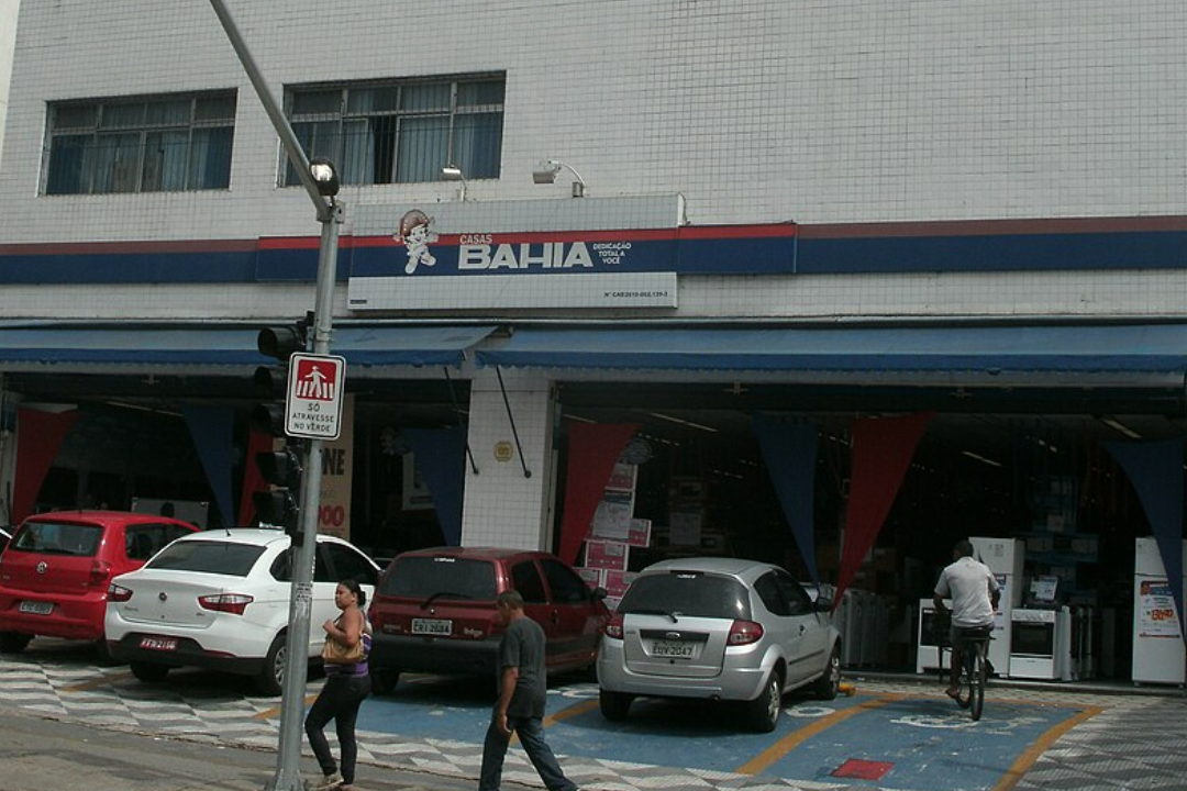 Casas Bahia: juros altos podem ter agravado dívida da varejista