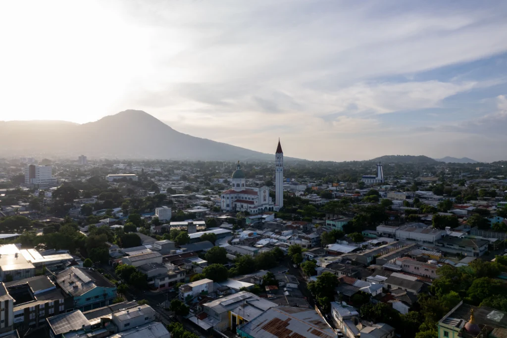 Nordeste lidera expansão das áreas urbanizadas no Brasil, diz IBGE