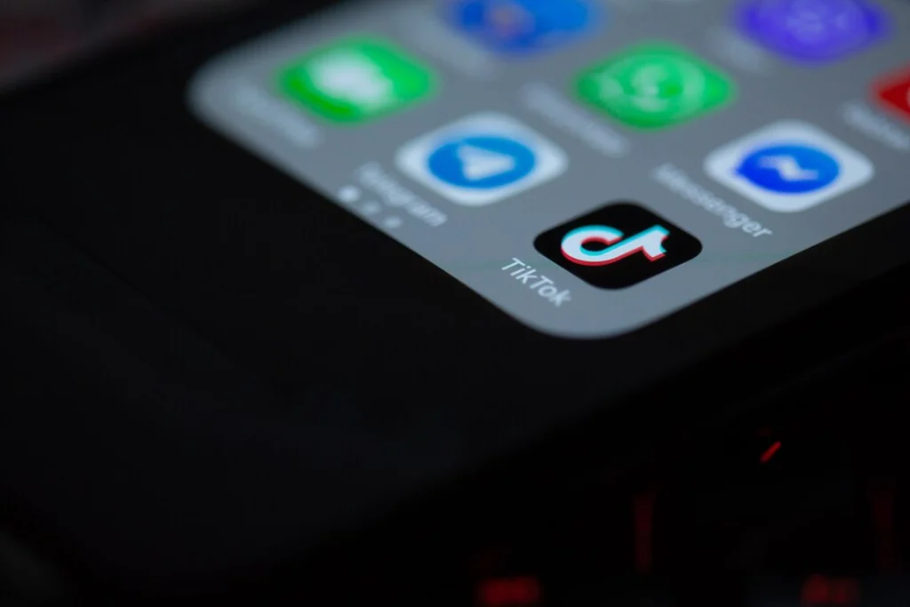 TikTok leva multa de R$ 153,7 milhões por dados de crianças