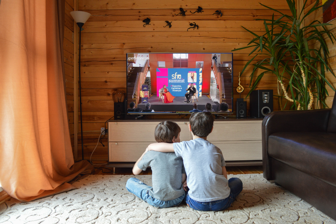 Como assistir ao SuperFinanças na LG Channels?