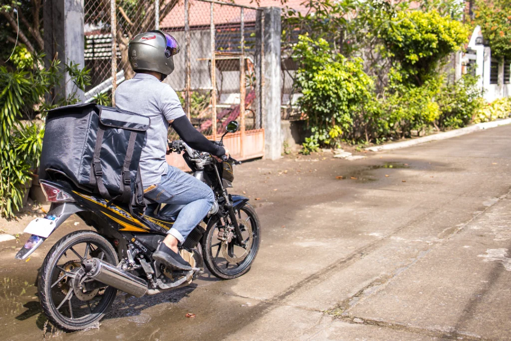 Só 1 em cada 5 motociclistas de aplicativo tem cobertura da Previdência