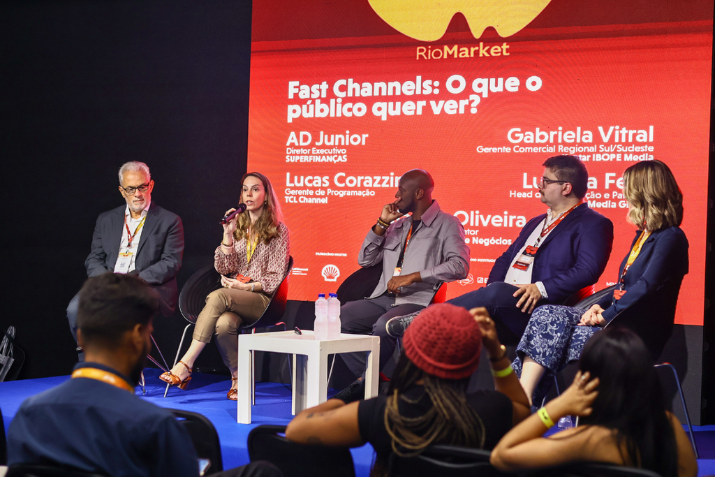 SuperFinanças debate canais FAST no RioMarket 2026