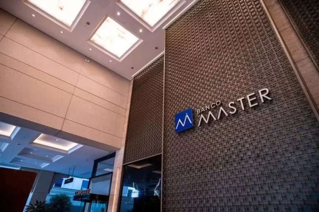 Leilão do Banco Master tem notebooks a partir de R$ 672; veja como participar