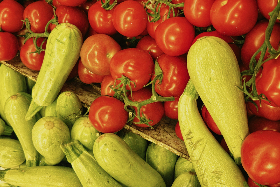 Inflação: abobrinha sobe 38% e tomate fica 24% mais caro